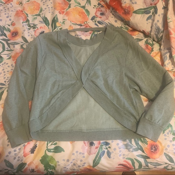 Anthropologie sweater // Pilcro Ryanne Open Back Sweatshirt - Picture 11 of 13